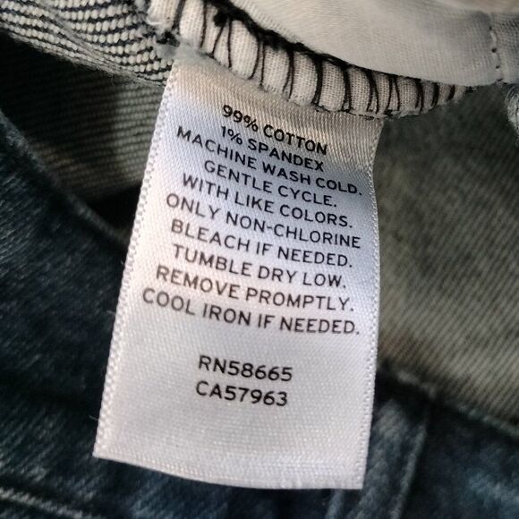 BP Wide Leg High Waisted Dark Wash Distressed Jeans NWT Size 28 - Picture 5 of 8